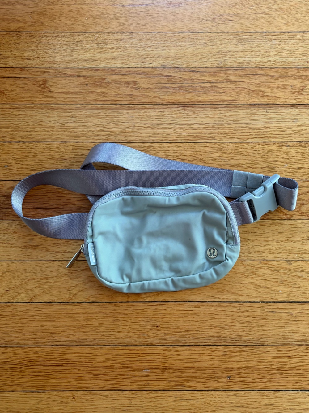 21. LULULEMON Grey Belt Bag